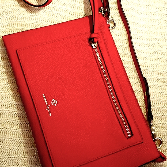 Nanette Lepore Handbags - New Beautiful Women's Crossbody bag😍
